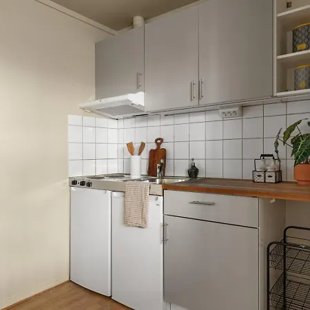 Downtown Base Kaare Veg Ferienhaus